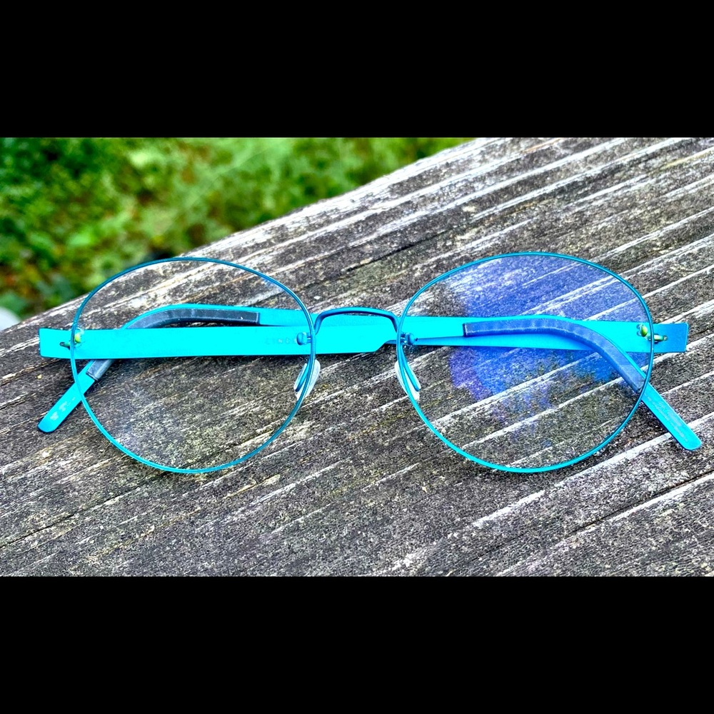 Women's Teal Round Metal Frame Glasses — Sleek Everyday Style